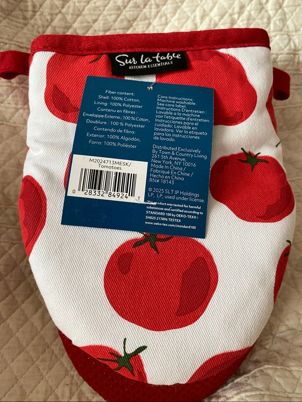 Sur La Table “Tomato” Drying Mat, Mini Oven Mitts and Kitchens Towel Set